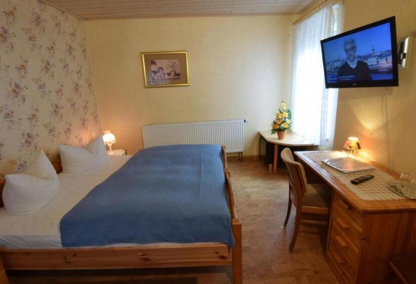 Номер Стандарт, & Gasthof Garküche