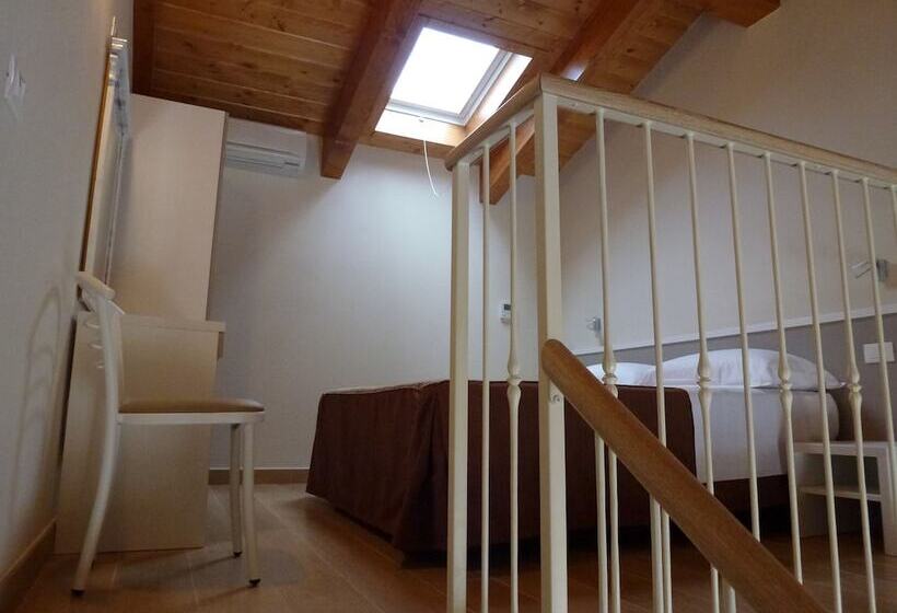 Номер Стандарт Трехместный, Agriturismo B&b Vista Parco