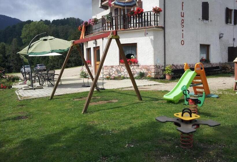 Номер Стандарт Трехместный, Rifugio Monte Baldo