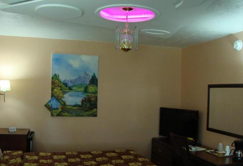 Номер Стандарт с Гидромассажем, Pinconning Trail Inn Motel