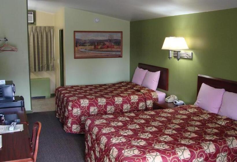 Номер Стандарт 2 Двуспальные Кровати, Pinconning Trail Inn Motel