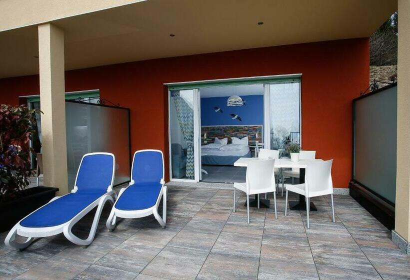 Студио Стандарт с Террасой, Residence Usignolo