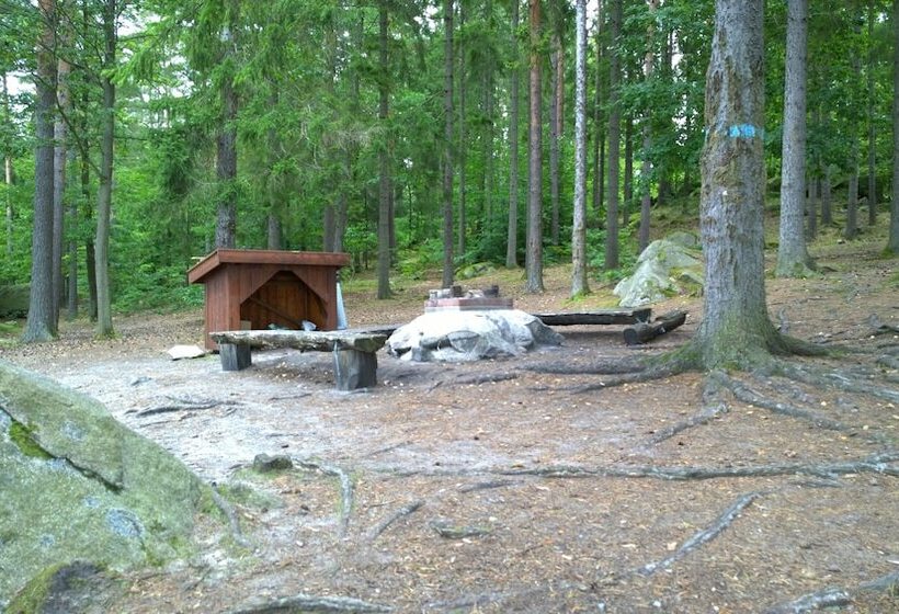 Номер Basic, Långasjönäs Camping & Stugby