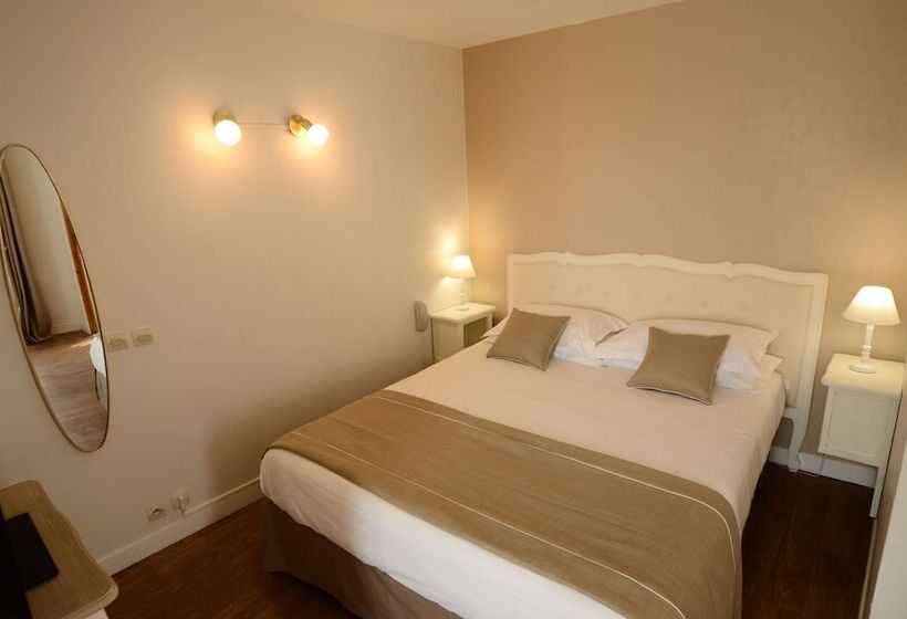 Четырехместный Номер Стандарт, Demeures & Châteaux   Hôtel De La Porte Saint Malo