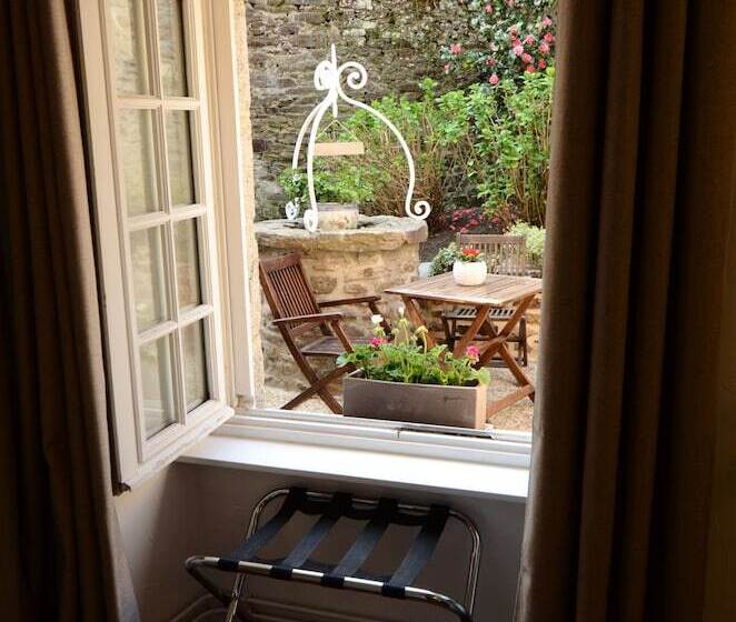 Номер Стандарт, Demeures & Châteaux   Hôtel De La Porte Saint Malo