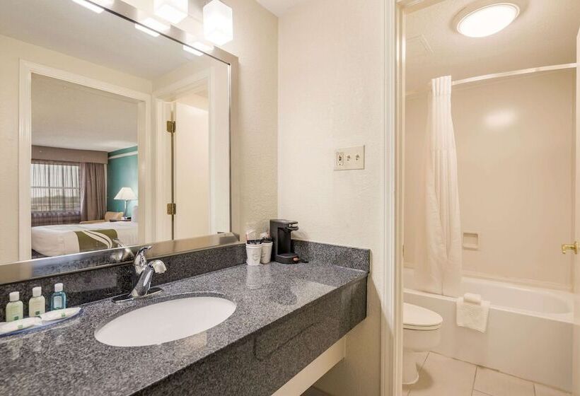 Quarto Estandar 2 Camas Casal, Quality Inn Tulsa Central