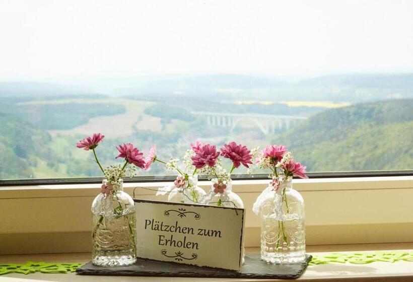 Апартаменты 2 Спальни, Die Triniushütte Thüringens Schönste Aussicht