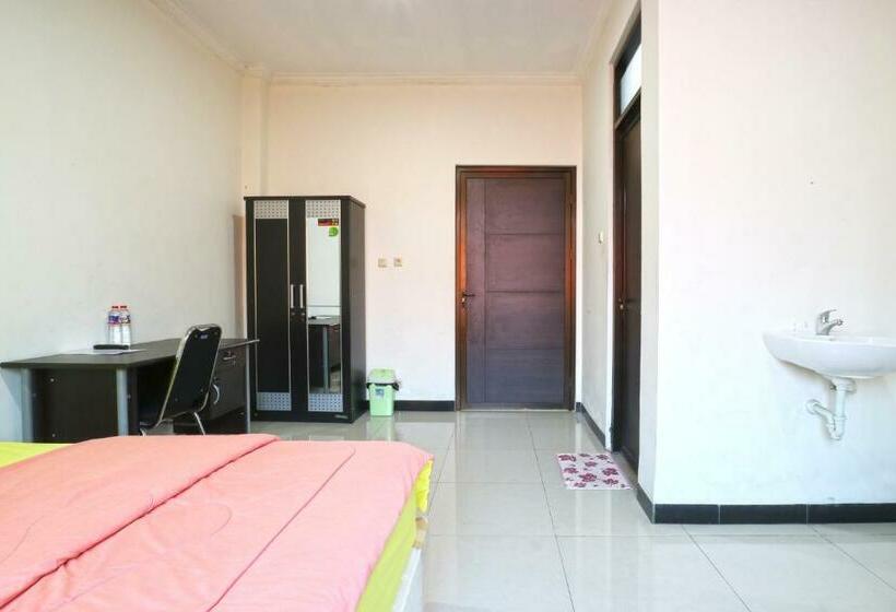 디럭스 룸, Saloka Guest House & Residence