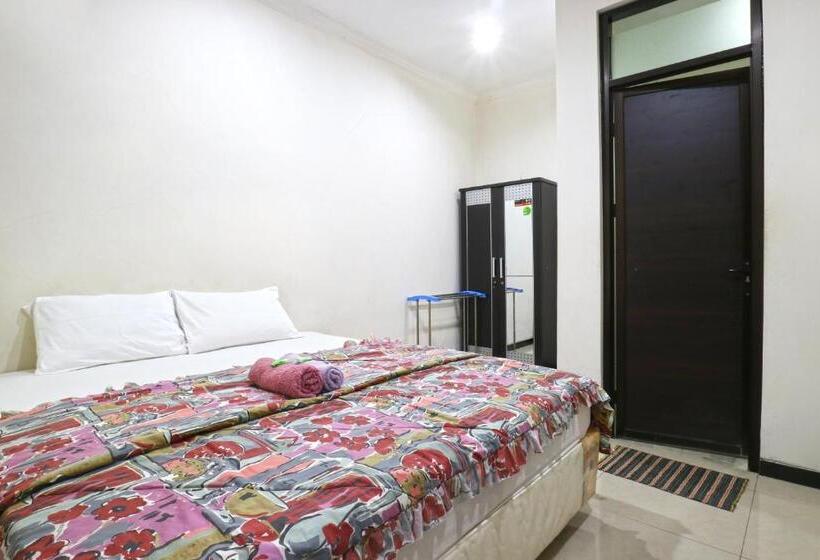 디럭스 룸, Saloka Guest House & Residence
