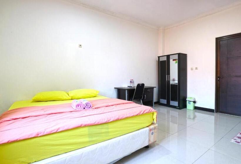 디럭스 룸, Saloka Guest House & Residence