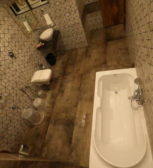 Люкс Кровать Кинг, Neptune Inn