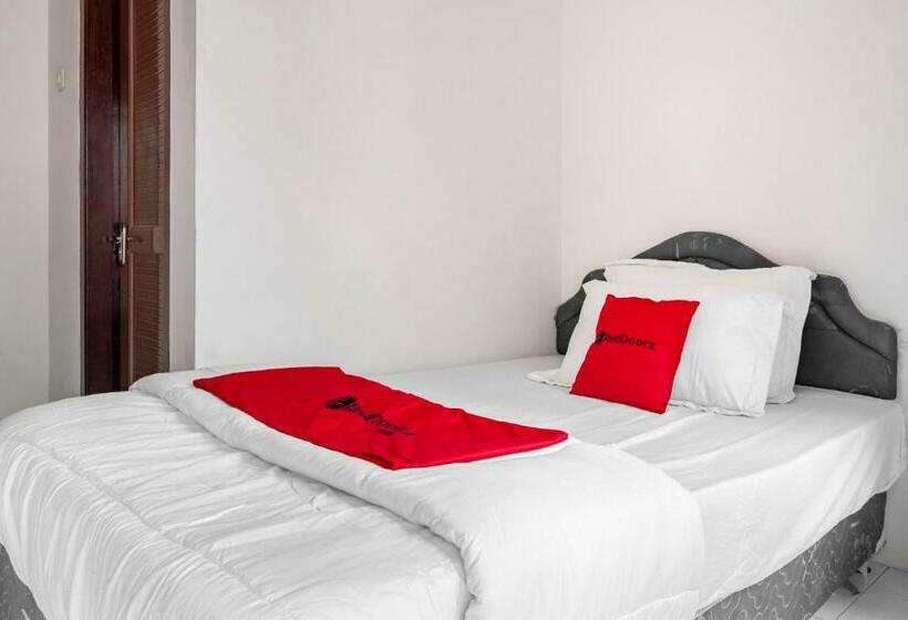 Номер Стандарт Индивидуальный, Reddoorz Plus @ Gunungsari Surabaya