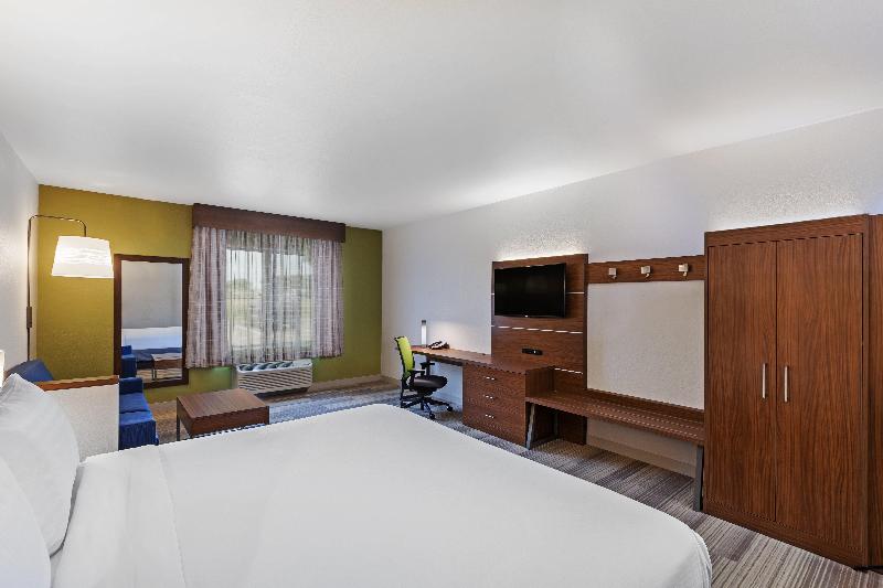 Люкс Кровать Кинг, Holiday Inn Express Hotel & Suites Dallas Lewisville, An Ihg