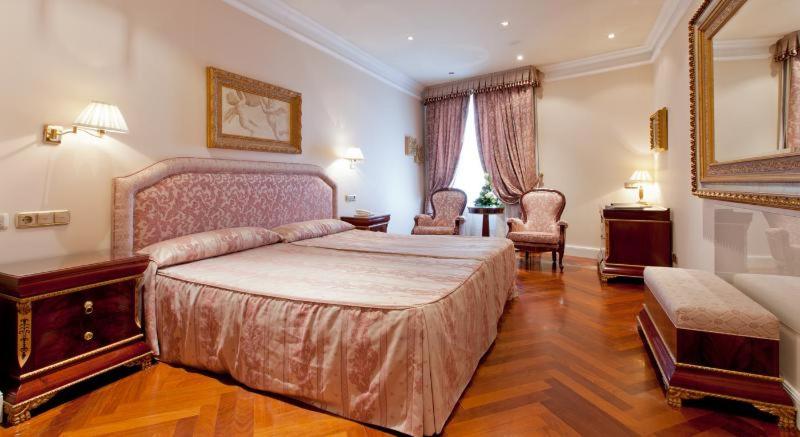 اتاق استاندارد, Alameda Palace