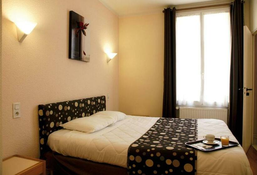 Классический Номер, Logis  Hotel & Restaurant De La Place