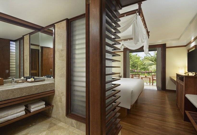 Номер Премиум Вид на Сад, Melia Bali