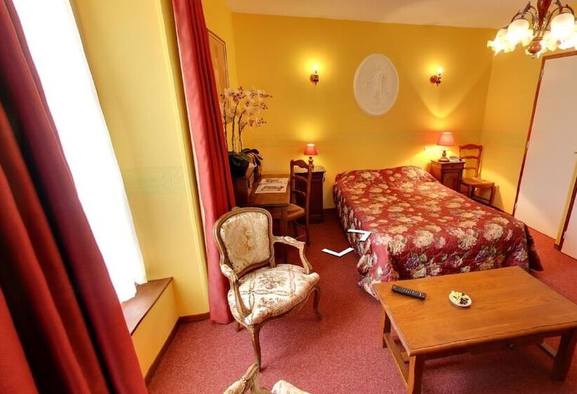 Номер Стандарт, Hostellerie Saint Martin  Logis Hôtel Et Restaurant