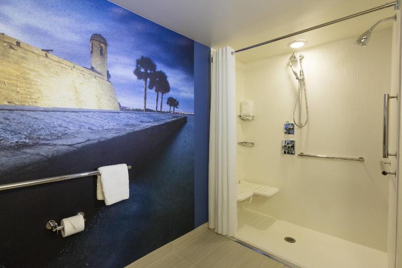 Номер Клуб, Sheraton Montevideo Hotel