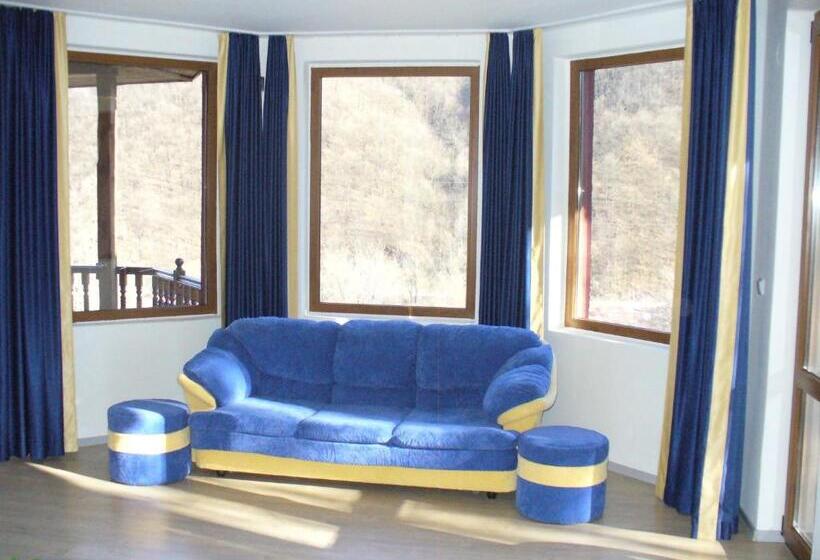 Семейный Номер, Guest House Alfa Daniel