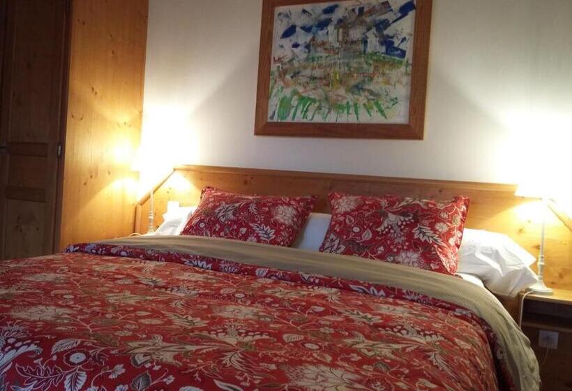 Номер Стандарт с Балконом, Auberge Ramstein