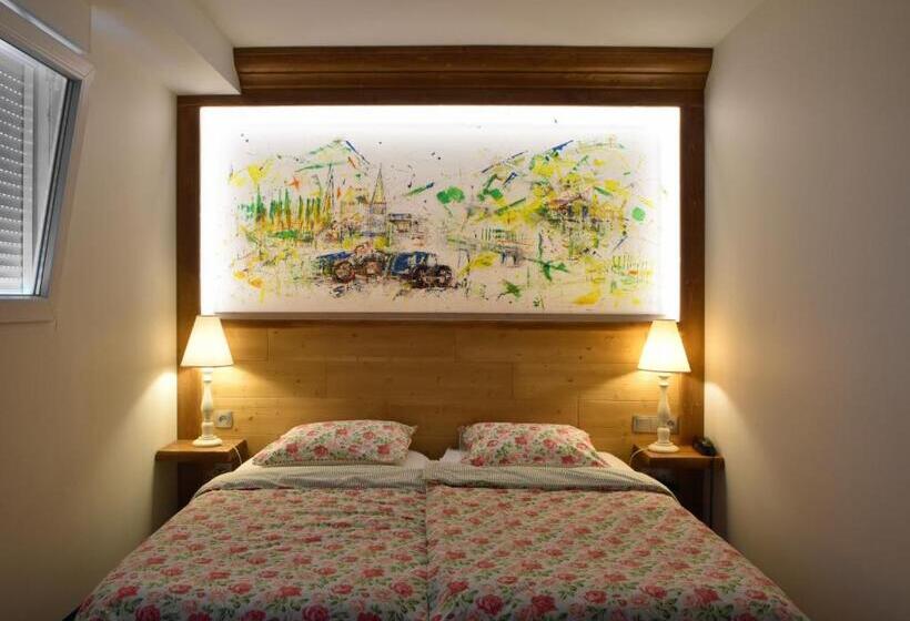 Номер Стандарт, Auberge Ramstein