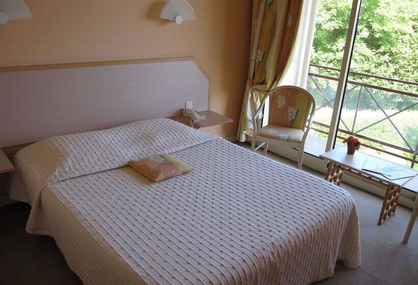 标准间, Auberge Saint Thegonnec