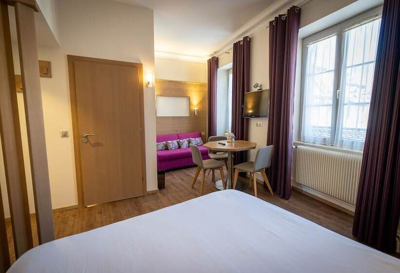 Номер Superior, Logis Hôtel De La Tour