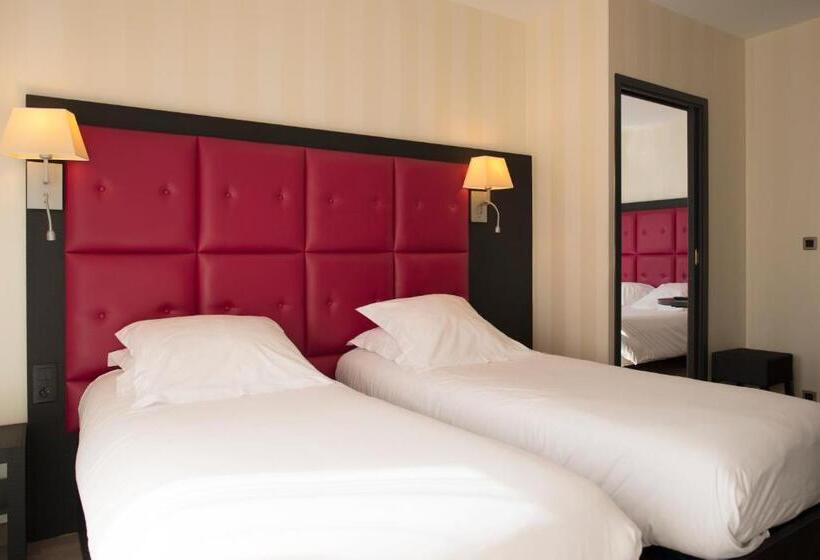 Семейный Номер, Logis Hôtel Saint Guirec Et De La Plage