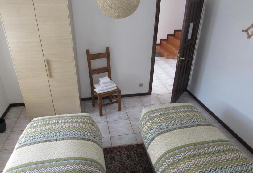 Standard room with outdoor bath, B&b Carunei