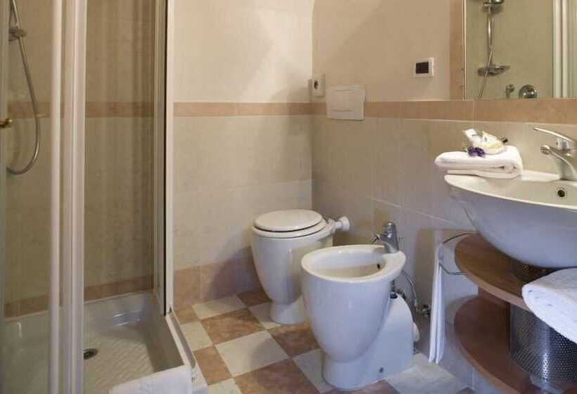 컴포트 룸, Albergo La Corte Albertina