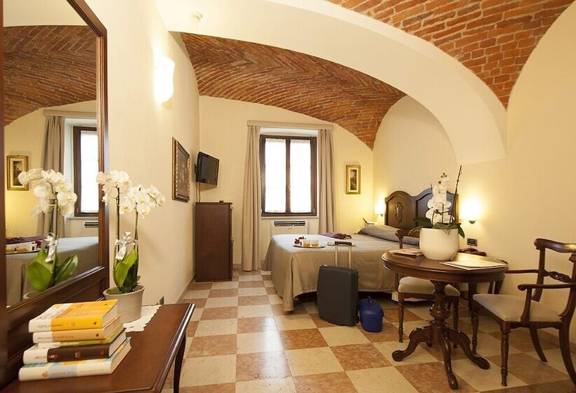 컴포트 룸, Albergo La Corte Albertina