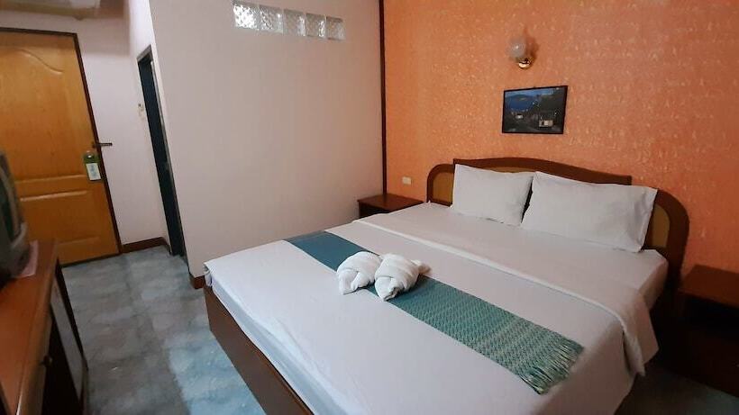디럭스 룸, Thepparat Lodge Krabi