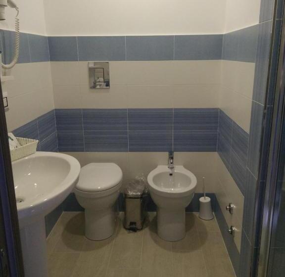 Трехместный Номер Стандарт с Балконом, B&b Del Sol