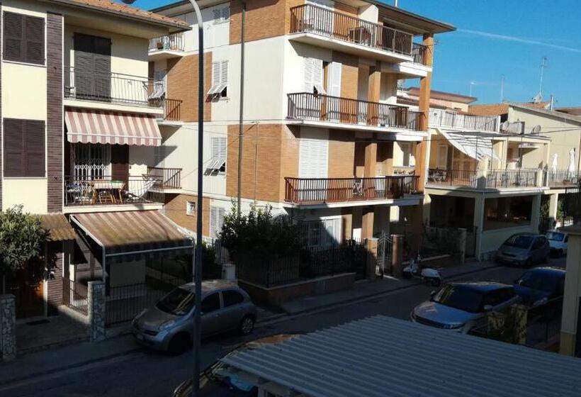 Трехместный Номер Стандарт Вид на Сад, B&b Galletto
