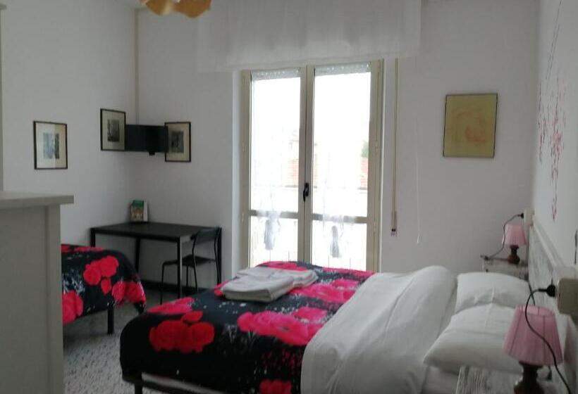 Трехместный Номер Стандарт Вид на Сад, B&b Galletto