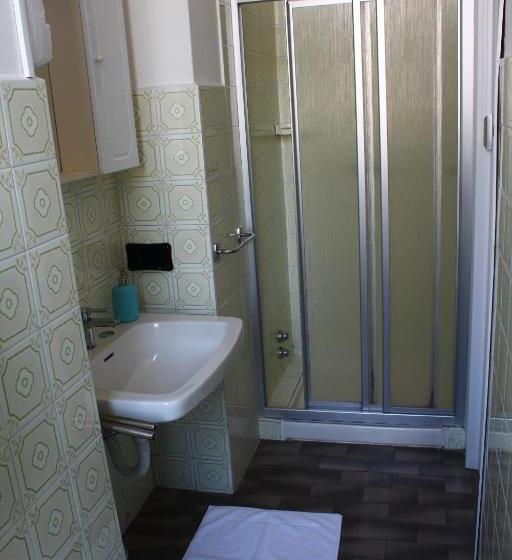 Номер Стандарт, Albergo Del Lago
