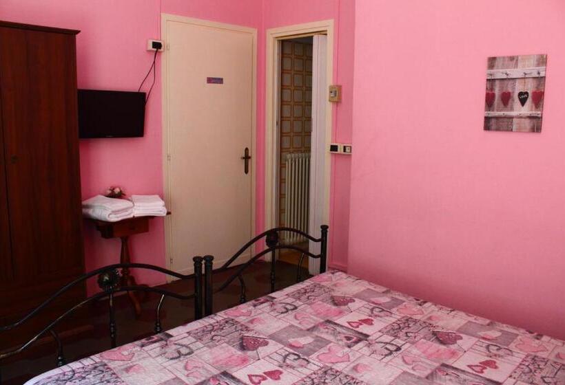 Номер Стандарт, Albergo Del Lago
