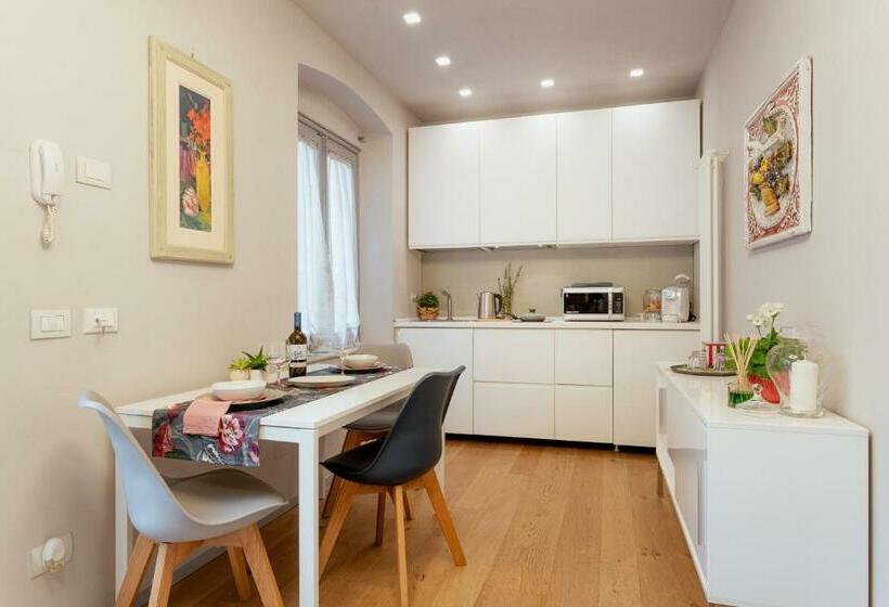 اتاق استاندارد با تخت بزرگ, Il Cortile Di Elisa & Our Flats