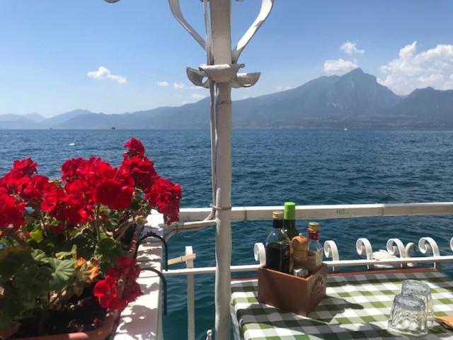 اتاق استاندارد چهارنفره با چشم‌انداز باغ, Garda Relais Luna Blu