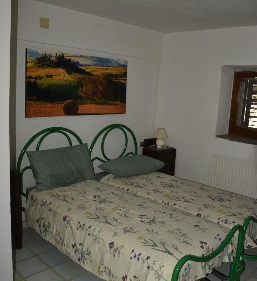 スタンダードトリプルルーム, Agriturismo Campo Al Crognolo