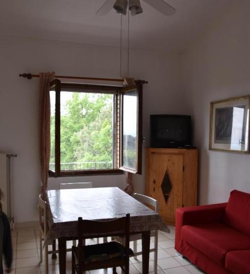 スタンダードトリプルルーム, Agriturismo Campo Al Crognolo