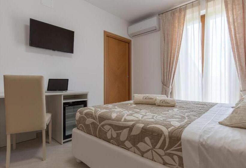 חדר סטנדרט לארבעה, B&b Paradiso