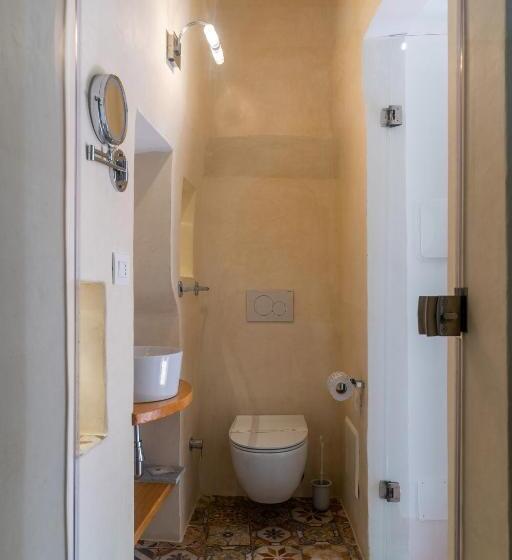 Полулюкс, B&b Corte Patitari