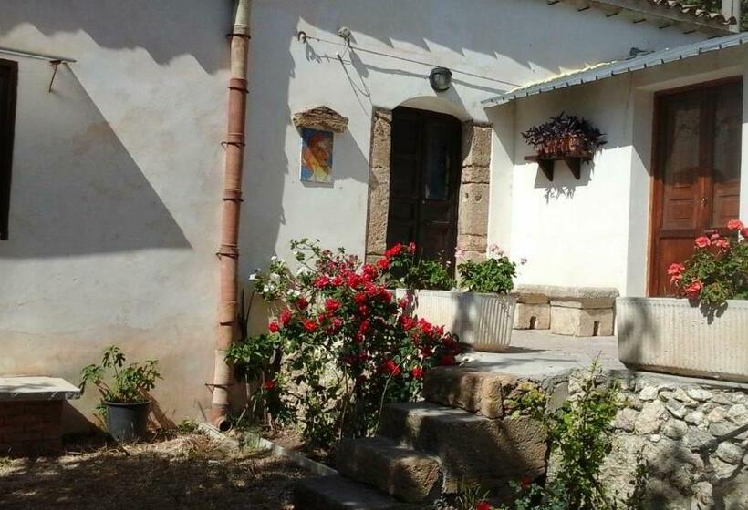 Номер Стандарт, La Ginestra