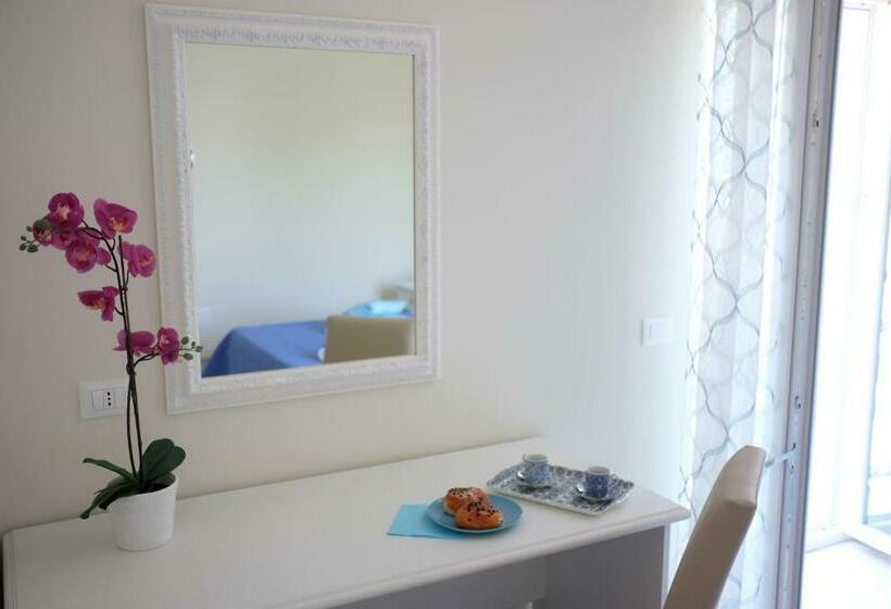 اتاق استاندارد با تخت بزرگ, B&b Relais I Cavalieri