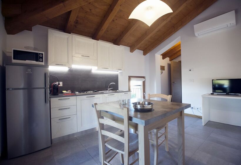 Апартаменты 1 Спальня Вид на Сад, Agriturismo Mestroni