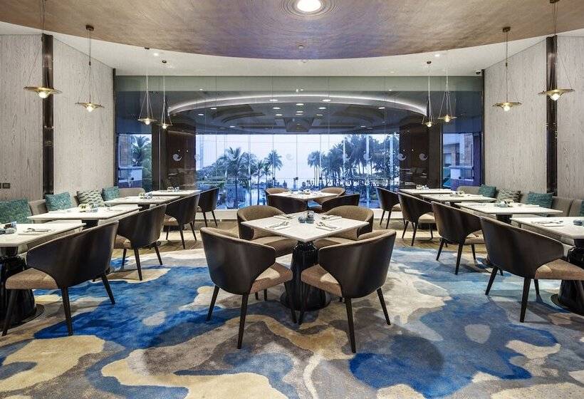바다전망 이그제큐티브 룸, Hilton Hua Hin Resort & Spa