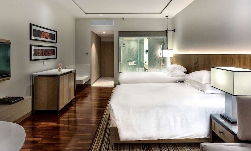חדר פרמיום נוף לים, Hilton Hua Hin Resort & Spa