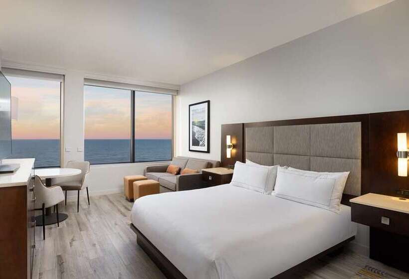 이그제큐티브 주니어 스위트, Hilton Hua Hin Resort & Spa