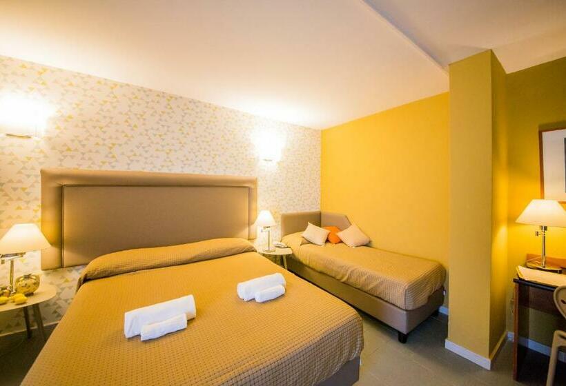Номер Стандарт, Albergo Athenaeum